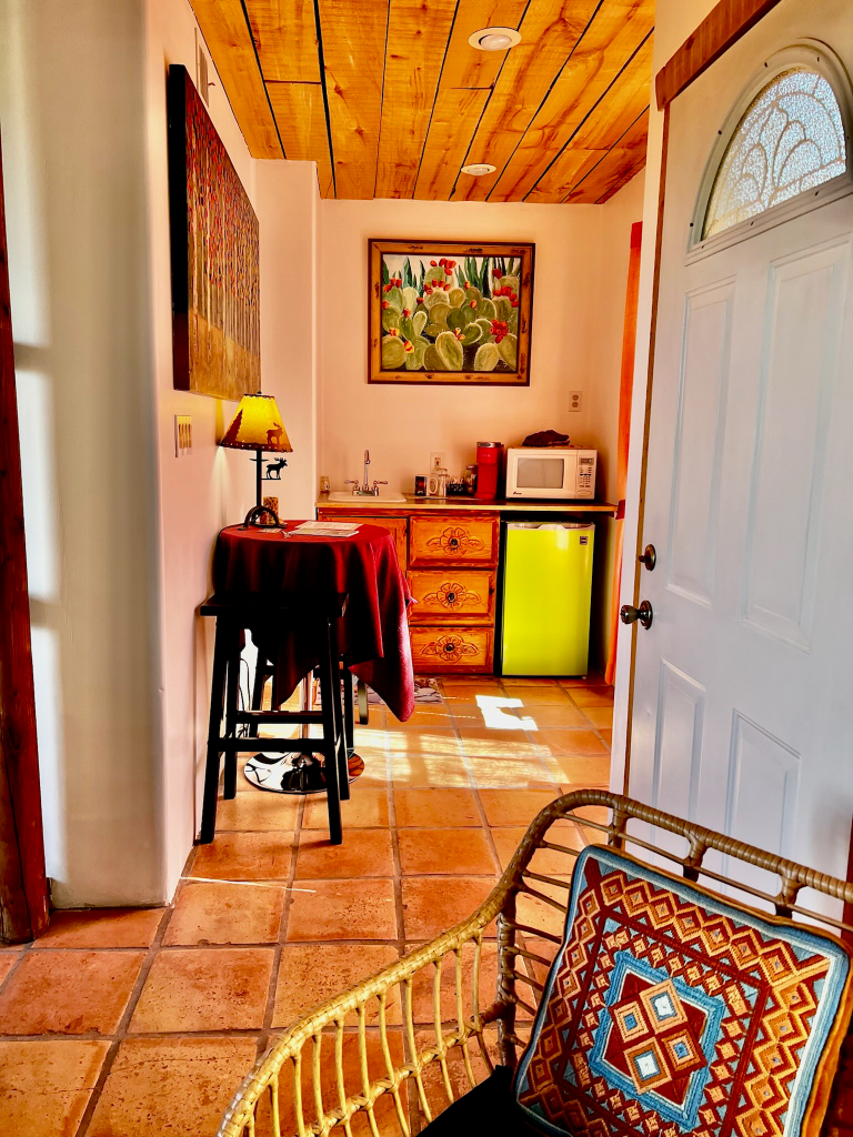 Spur Cross - True West Lodge - Mountian View Ranch Suites in the Sonoran Foothills - Expedia travel / leisure partner